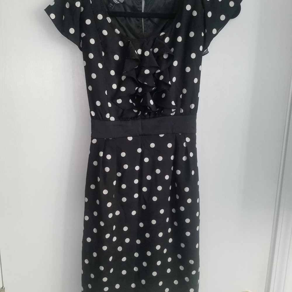 NWOT Express Polka Dot dress Size 6 w/ Side Pockets